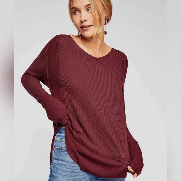 Free People Women Catalina
High Low Rib Trim Thermal Top
Burgundy Size S - Picture 4 of 6